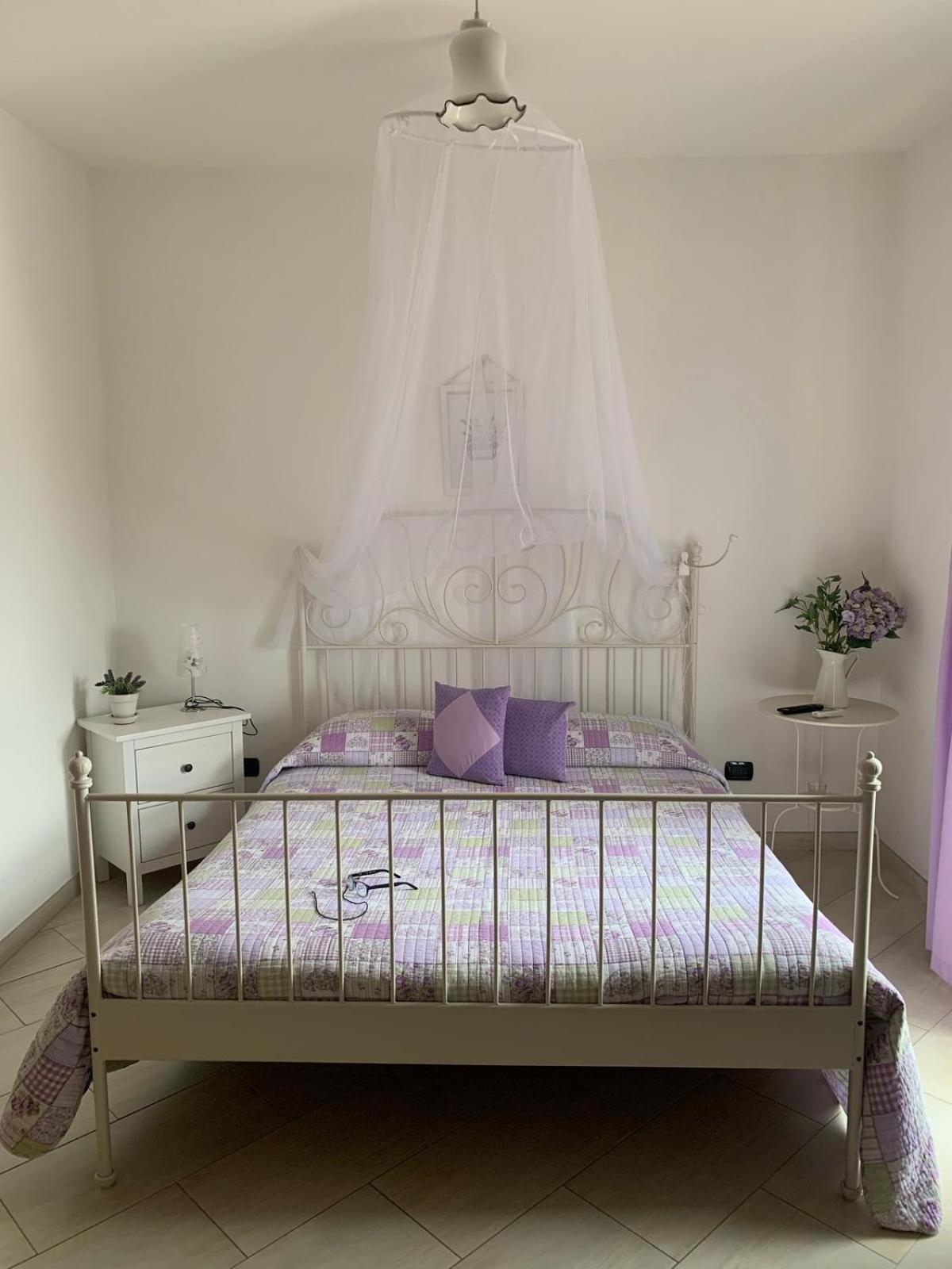Le Rocce Bed and Breakfast SantʼAgata deʼ Goti Eksteriør billede